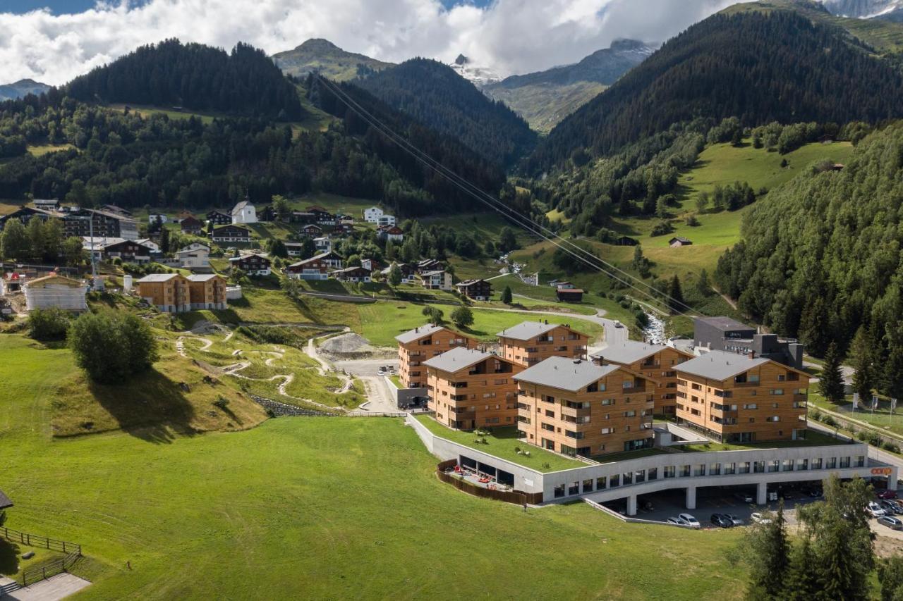 Catrina Hostel Disentis Exterior photo